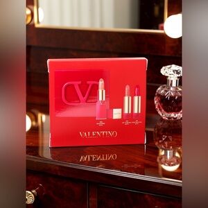Valentino Garavani Rosso Valentino Refillable Lipstick Set